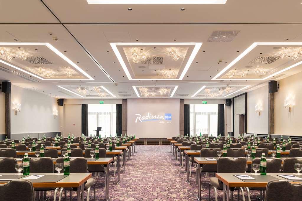 Radisson Blu Hotel, Centre