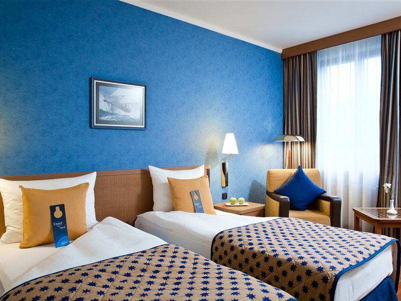 Radisson Blu Hotel, Centre Hotel 4*