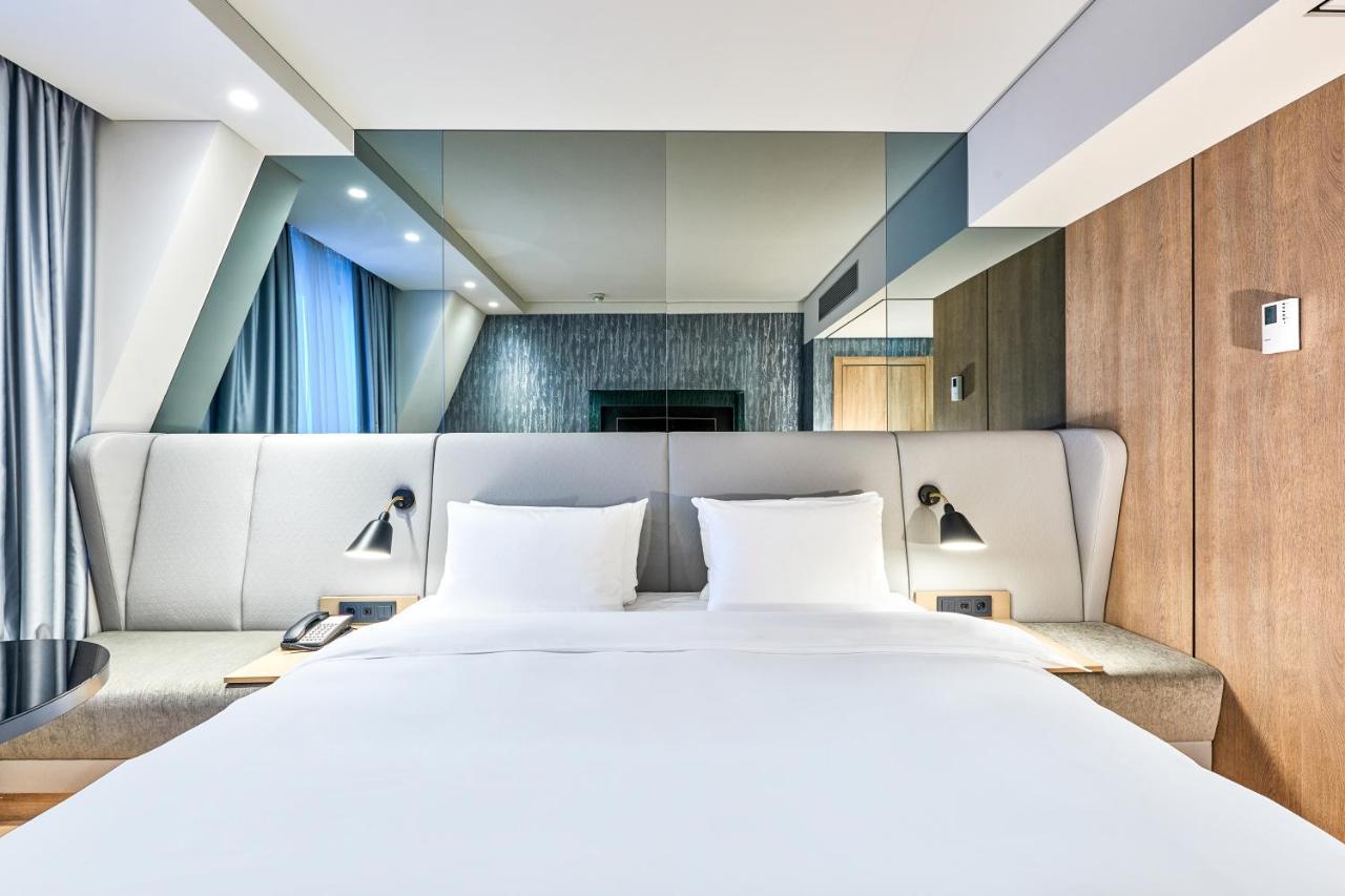 Radisson Blu Hotel, Centre Hotel