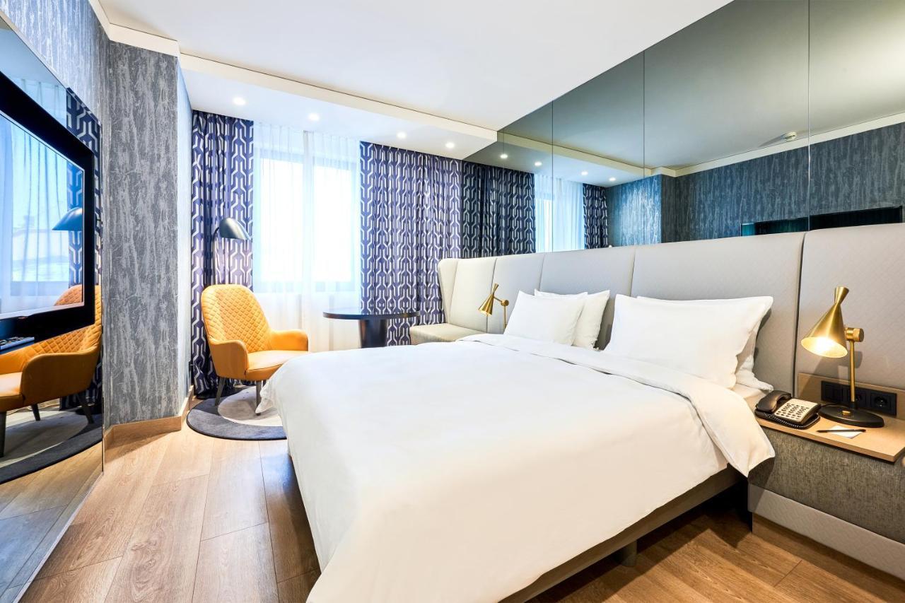 Radisson Blu Hotel, Centre
